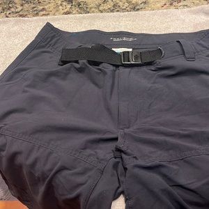 Columbia fishing shorts Navy